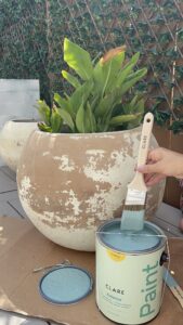 paint-outdoor-ceramic-planter